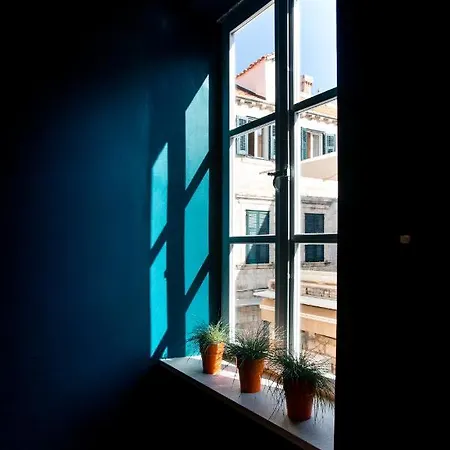 Two Bedroom Luxury Sorgo Cerva In Old Town Apartament Dubrownik
