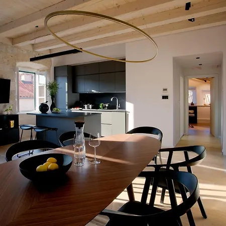 Two Bedroom Luxury Sorgo Cerva In Old Town Dubrovnik