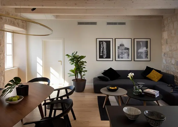 Two Bedroom Luxury Sorgo Cerva In Old Town