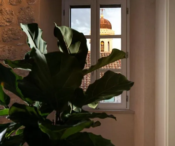 Two Bedroom Luxury Sorgo Cerva In Old Town