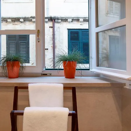 Two Bedroom Luxury Sorgo Cerva In Old Town * Dubrownik