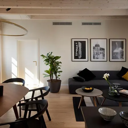 Two Bedroom Luxury Sorgo Cerva In Old Town