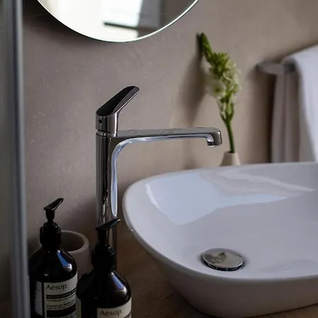 Two Bedroom Luxury Sorgo Cerva In Old Town דירה